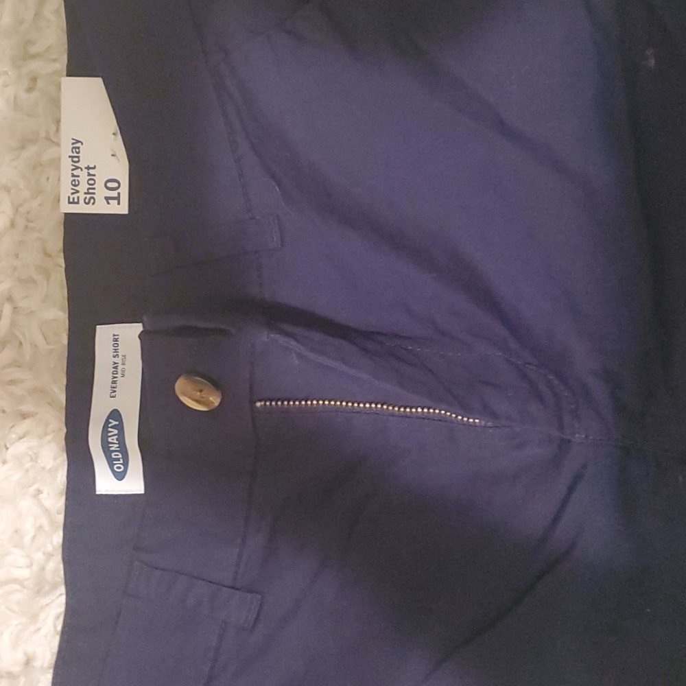 OLD Navy mid rise shorts